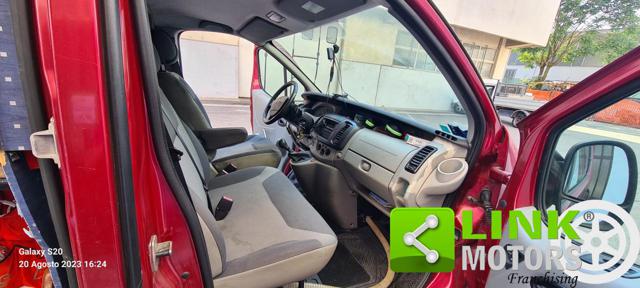 RENAULT Trafic usata, con Alzacristalli elettrici
