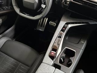 PEUGEOT 3008 usata, con Sedile posteriore sdoppiato