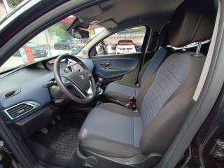LANCIA Ypsilon usata, con Controllo trazione