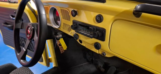 VOLKSWAGEN Maggiolino usata 32