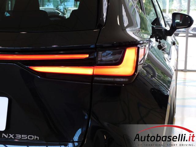 LEXUS NX 300h usata, con Fari LED
