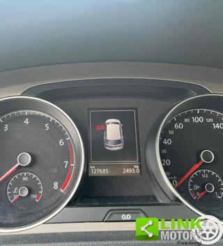 VOLKSWAGEN Golf usata, con Controllo automatico clima