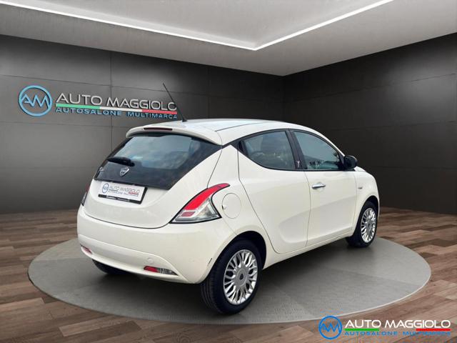 LANCIA Ypsilon usata, con Autoradio