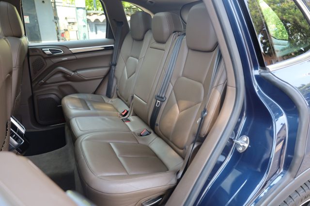 PORSCHE Cayenne usata, con Limitatore di velocità