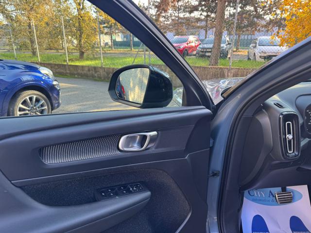 VOLVO XC40 usata, con Autoradio