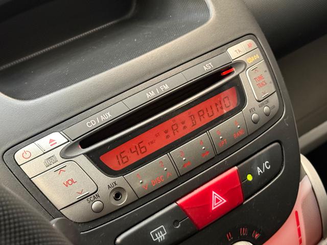 TOYOTA Aygo usata, con Bluetooth