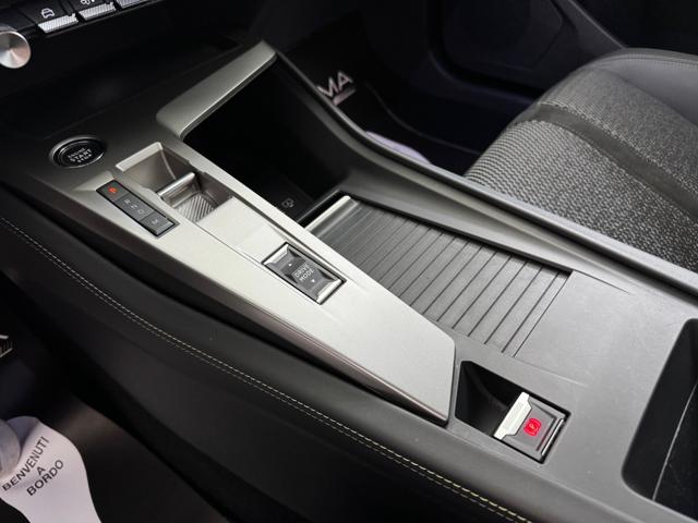 PEUGEOT 308 usata, con Servosterzo