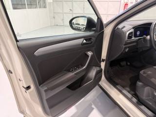 VOLKSWAGEN T-Roc usata, con Cruise Control