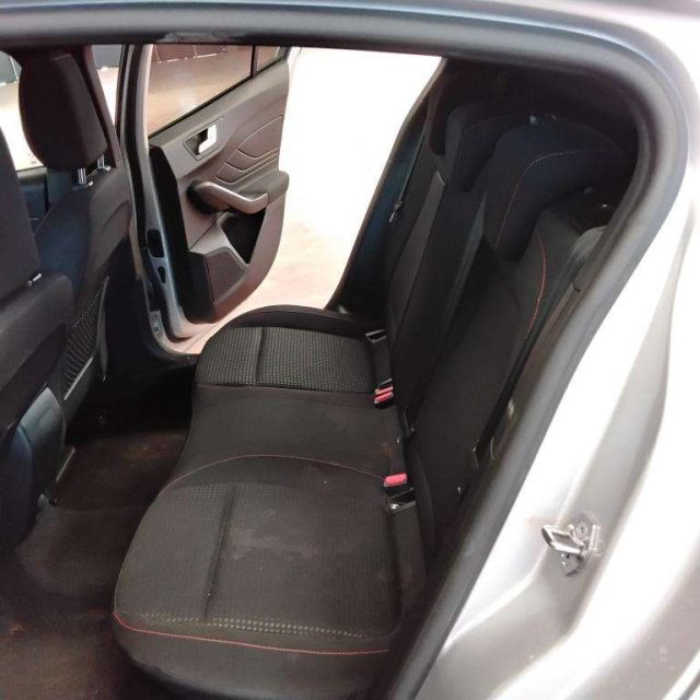 FORD Focus usata, con Park Distance Control