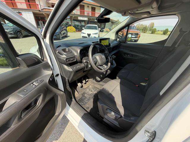 TOYOTA Proace City usata, con Autoradio digitale
