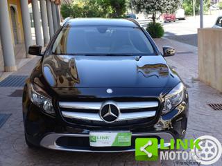 MERCEDES-BENZ GLA 200 usata, con Airbag