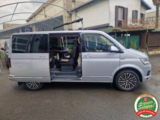 VOLKSWAGEN Caravelle usata, con Autoradio