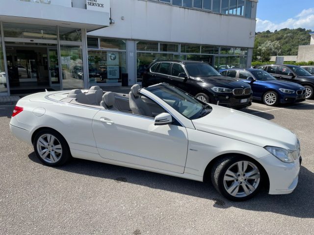 MERCEDES-BENZ E 220 usata, con Airbag