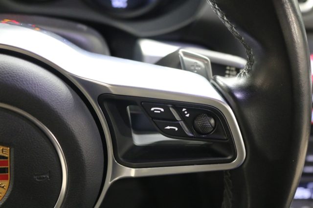 PORSCHE 718 Spyder usata, con Airbag testa