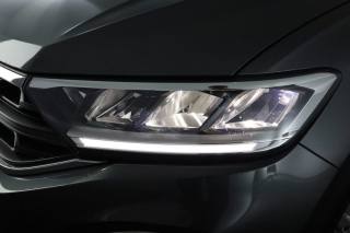 VOLKSWAGEN T-Roc usata 8