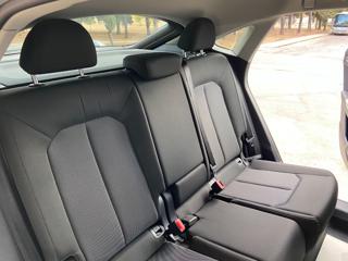 AUDI Q3 usata, con Sensori di parcheggio anteriori