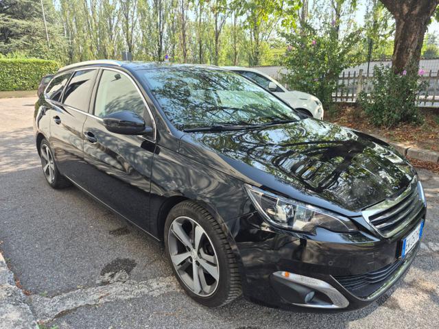 PEUGEOT 308 usata, con Alzacristalli elettrici