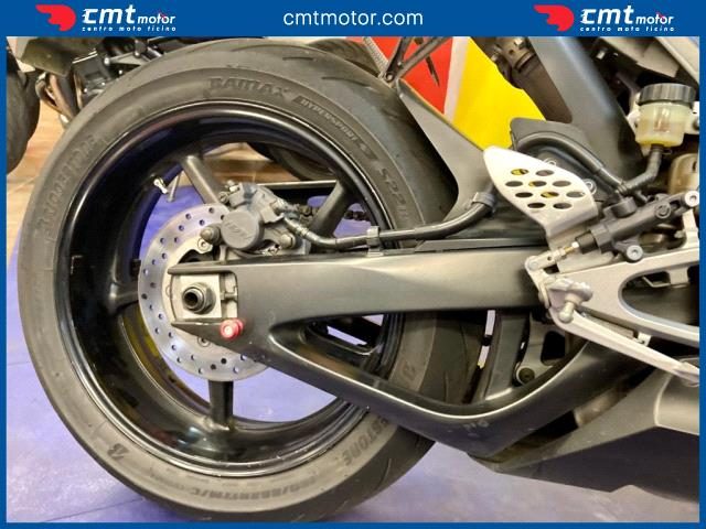 YAMAHA YZF R1 usata 11
