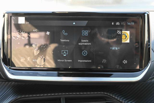 PEUGEOT 2008 usata, con Sistema di navigazione