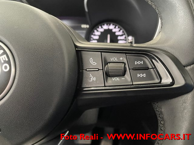 ALFA ROMEO Stelvio usata, con Touch screen