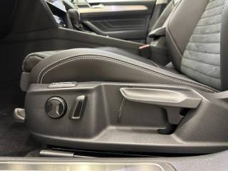 VOLKSWAGEN Passat Variant usata, con Frenata d