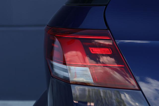 VOLKSWAGEN Golf usata, con Supporto lombare