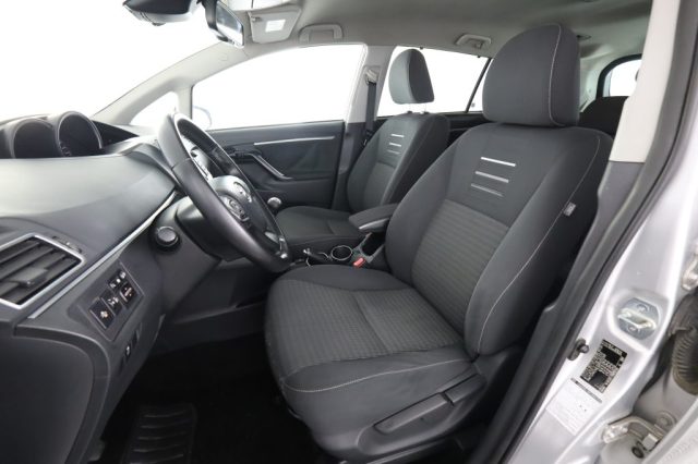 TOYOTA Verso usata 2