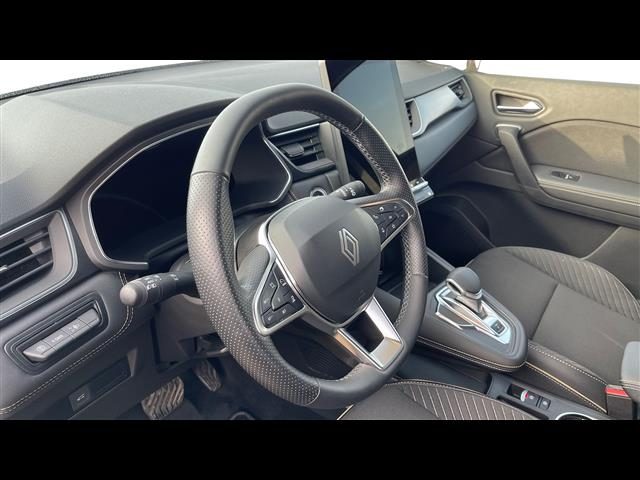 RENAULT Symbioz usata, con Touch screen