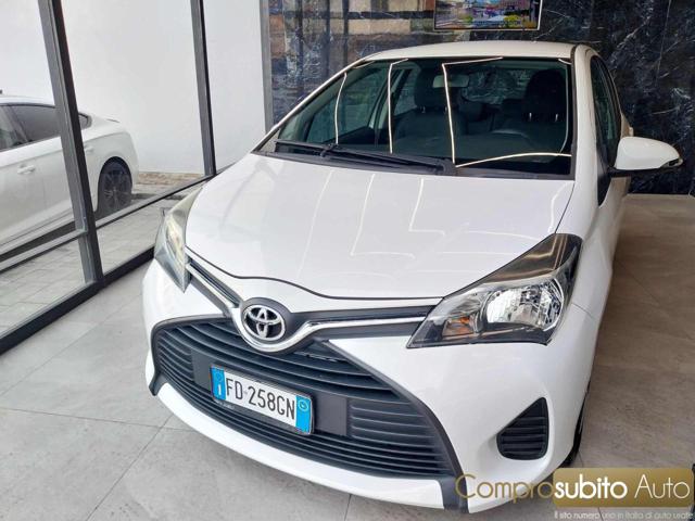TOYOTA Yaris usata, con Alzacristalli elettrici