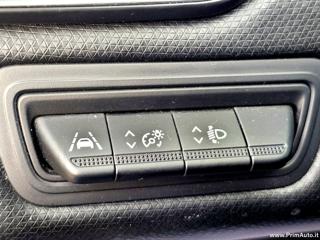 RENAULT Clio usata, con Sedile posteriore sdoppiato