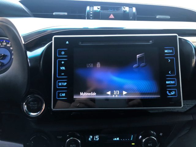 TOYOTA Hilux usata, con MP3