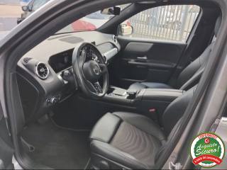MERCEDES-BENZ GLB 200 usata, con Antifurto