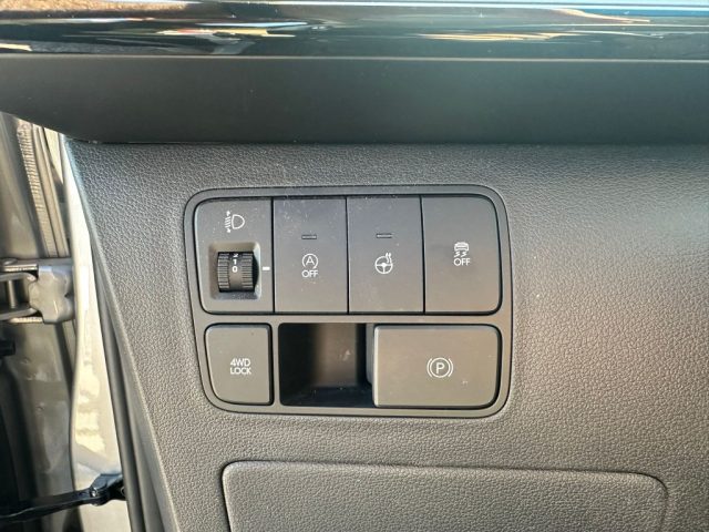 HYUNDAI Staria usata, con Climatizzatore