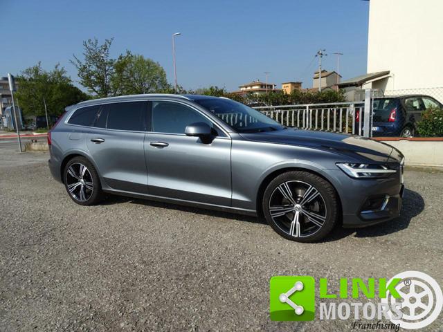 VOLVO V60 usata, con Park Distance Control