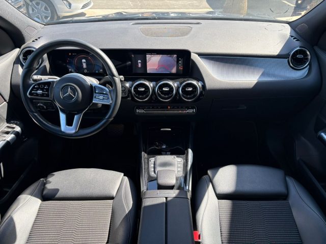 MERCEDES-BENZ GLA 200 usata, con Cerchi in lega