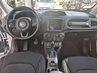 JEEP Renegade usata, con USB