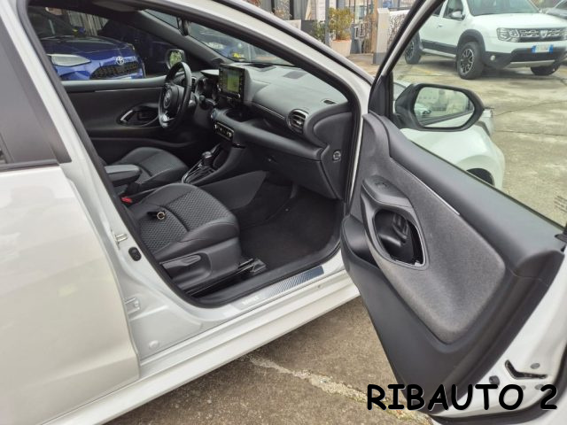 TOYOTA Yaris usata, con Cruise Control