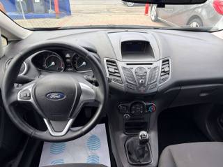 FORD Fiesta usata, con Autoradio