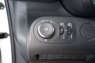 OPEL Combo usata, con Luci diurne