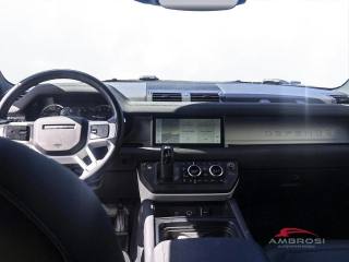 LAND ROVER Defender usata 11