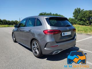 MERCEDES-BENZ B 180 usata, con Autoradio