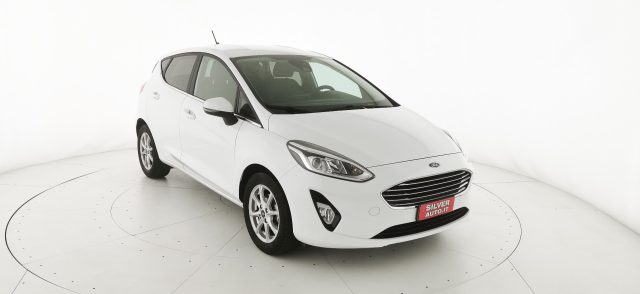 FORD Fiesta usata, con Luci diurne LED