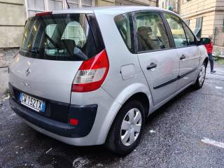 RENAULT Grand Scenic usata, con Airbag Passeggero