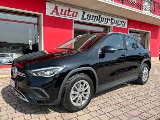 MERCEDES-BENZ GLA 200 d Automatic Business Extra