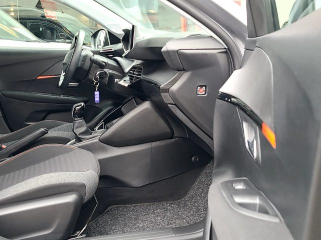 PEUGEOT 208 usata, con Luci diurne LED