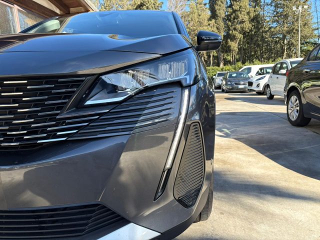 PEUGEOT 3008 usata, con Airbag