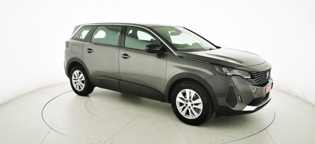 PEUGEOT 5008 usata, con Isofix