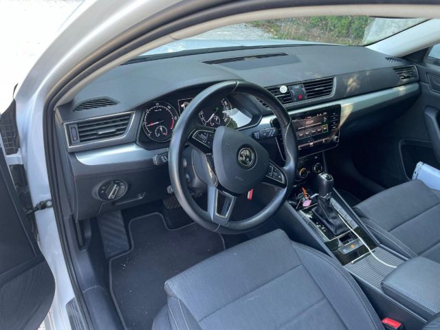 SKODA Superb usata, con Airbag laterali