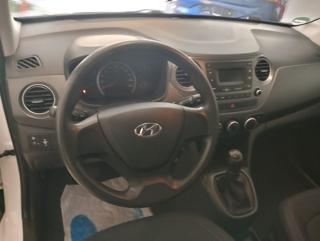 HYUNDAI i10 usata, con Isofix