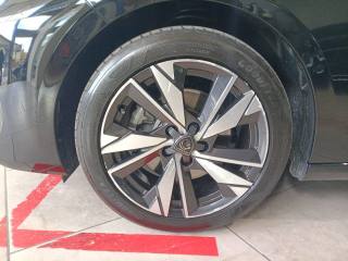 PEUGEOT 308 usata, con Interni in pelle